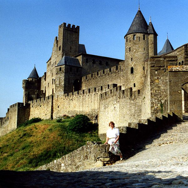 Vliestapeten L?sen Sich Beim Streichen : Helden der Kindheit: Zum Spielen bis nach Carcassonne – Hochschule der Vliestapeten L?sen Sich Beim Streichen : Helden der Kindheit: Zum Spielen bis nach Carcassonne – Hochschule der