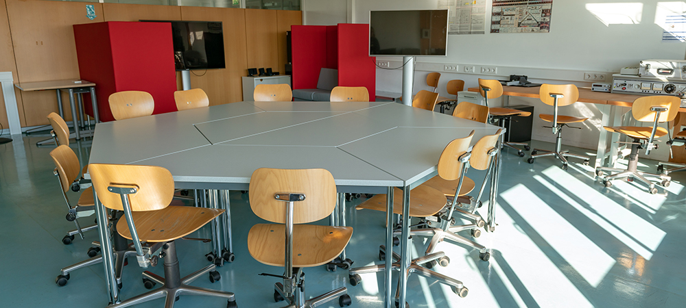 Runder Tisch im Mobile Lab.