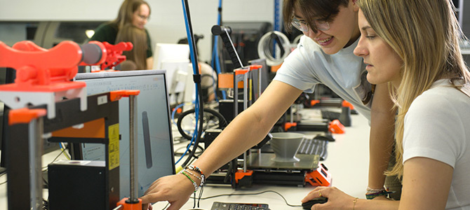 Link zum Studiengangssteckbrief Technisches Produktmanagement - Technisches Design