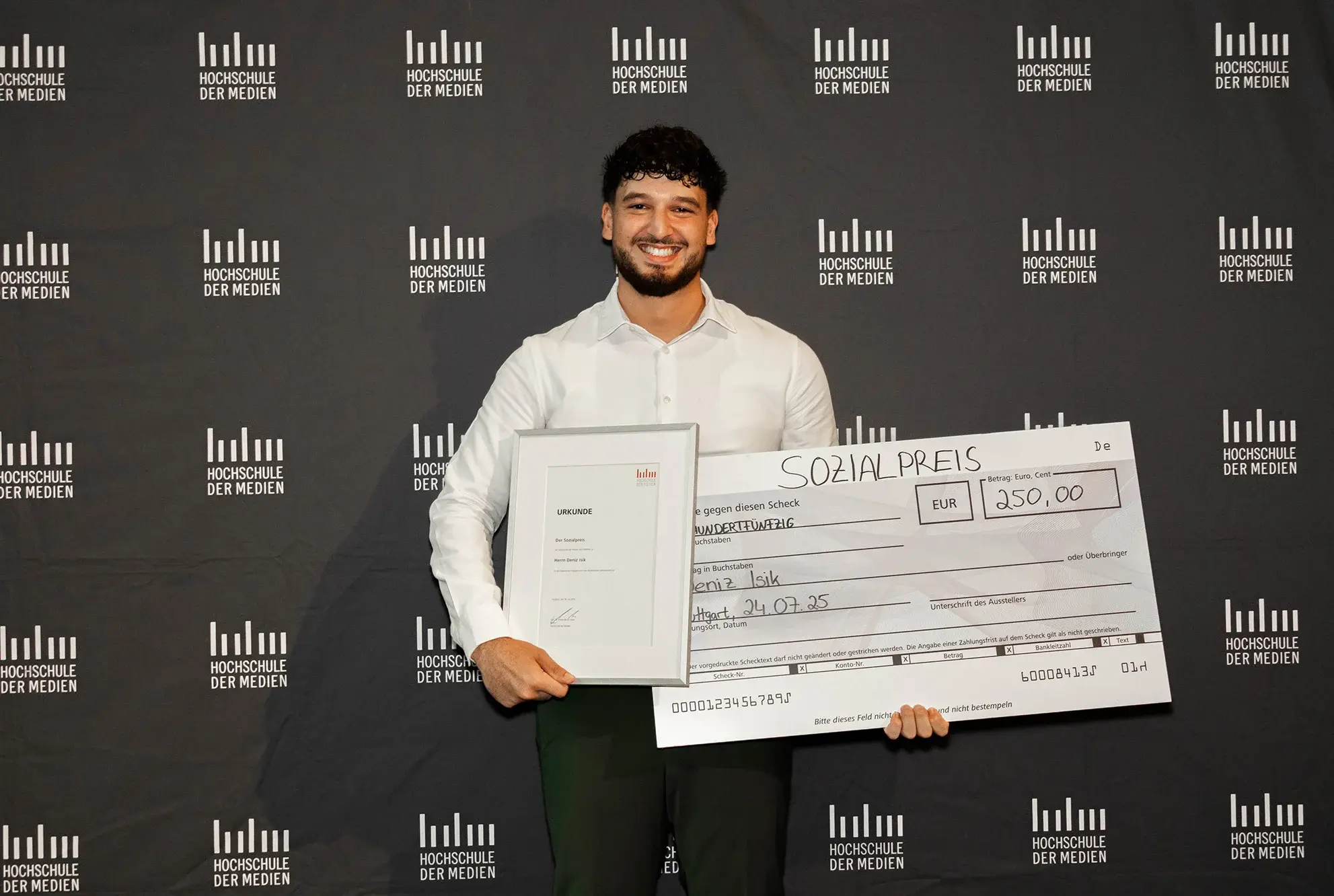 Award winner Deniz Isik