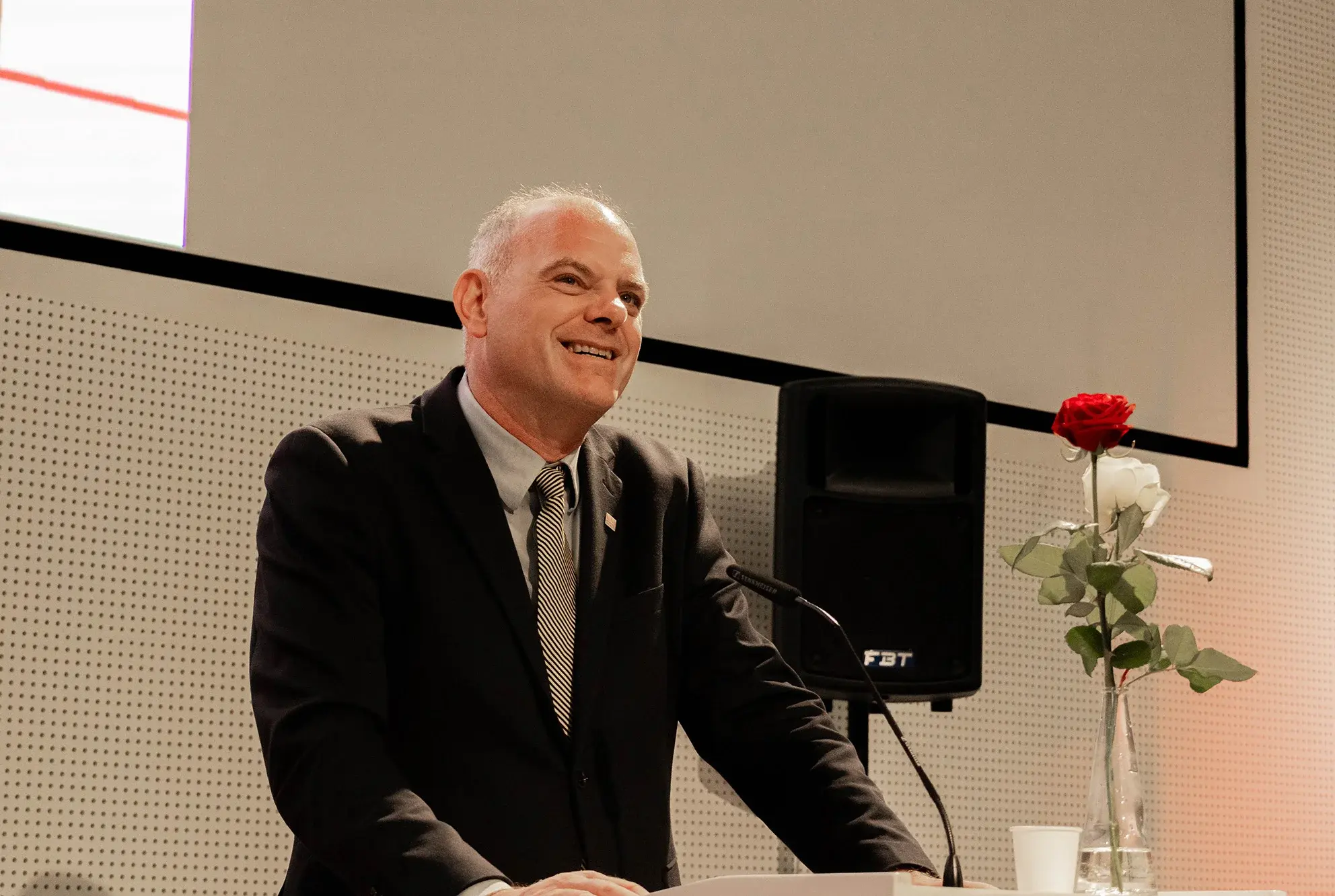 Vice-Rector Prof. Dr. Nils Hoegsdal at the lectern
