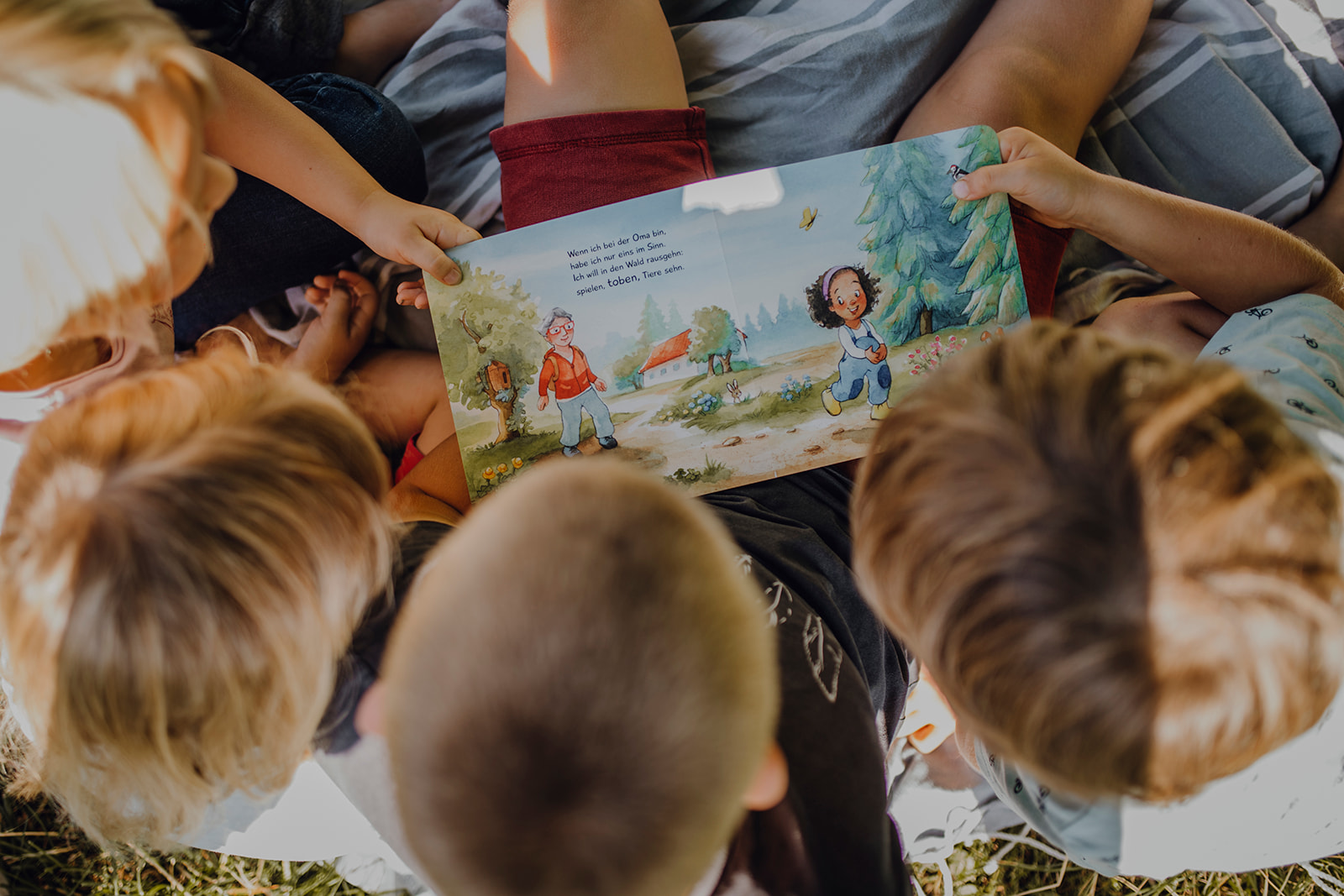 Ein nachhaltig produziertes Kinderbuch aus dem neunmalklug verlag © Black Deer Photography