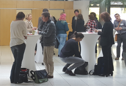 Zoom Bild öffnen Talk Cafe - Besucher aus der Praxis und Studierende der HdM vernetzen sich 