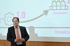 "Industrie 4.0 - Die Zukunftsmärkte folgen Megatrends" war der Titel der Keynote von Prof. Thaler "Industrie 4.0 - Die Zukunftsmärkte folgen Megatrends" war der Titel der Keynote von Prof. Thaler