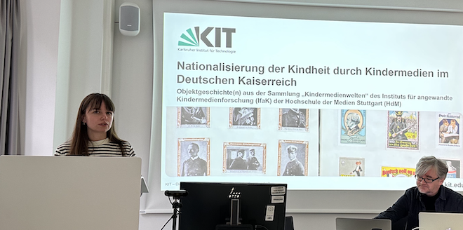 Zoom Bild öffnen Präsentation auf der Jahrestagung der Fachgruppe Kommunikationsgeschichte der DGPuK; Foto: Niklas Venema