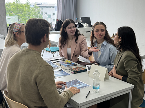 zur News Internationale Buchmesse an der HdM: Verhandeln, Verlegen, Vernetzen // International Book Fair at HdM: Negotiating, Publishing, Networking