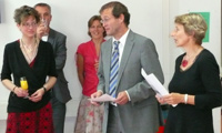 Zoom Bild öffnen Prof. Ingeborg Simon, Rektor Prof. Alexander Roos und Katrin Sauermann (vorne, v. li.) beim Get Together