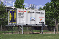 Der Messe-Container auf dem Hochschulparkplatz