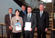 Tim Jennerjahn, Mi-Kyung Lee, Dr. Hartmut Sandig, Christian Rall, Prof. Dr. Uwe Schlegel (v.l.)