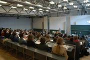 Professoren informieren über die Inhalte der einzelnen Studiengänge