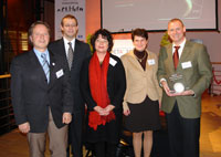 Prof. Dr. Wilfried Mödinger, Prof. Dr. Alexander W. Roos, Prof. Dr. Petra Grimm, Tanja Gönner und Dr. Klaus-Dieter Linsmeier (von links)