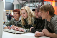 Bei der MediaNight stellen Studierende Projektarbeiten vor