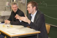 Prof. Stephan Ferdinand und der SWR-Gast Clemens Bratzler (rechts)