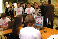 Die HdM ist beim World Usability Day dabei, mit einem Stand und mit Vorträgen Die HdM ist beim World Usability Day dabei, mit einem Stand und mit Vorträgen