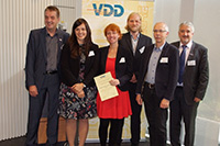 Prof. Dr. Edgar Dörsam, Christina Bodenstein (links) und Prof. Dr. Gunter Hübner (rechts), Foto: Roger Starke (VDMA)