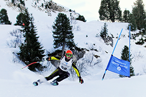 Leo bei der Teilnahme am Riesenslalom der DHM im Januar 2020. © Hochschulsport Konstanz/Herbert Ringer