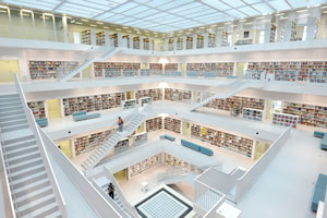 Im Juni 2019 übernahm Katinka Emminger das Amt der Bibliotheksdirektorin. (Foto: Stadtbibliothek Stuttgart, Martin Lorenz)