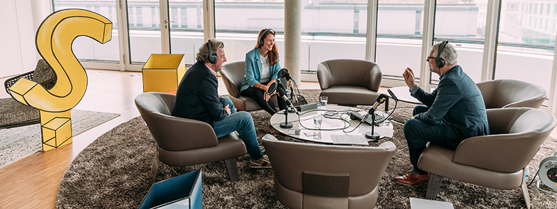 Dr. Stefan Wolf mit Anja Lange und Prof. Stephan Ferdinand (von links, Fotos: Christopher Müller)