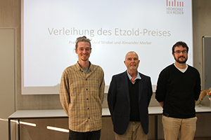 David Strobel (links), Dr. Rüdiger Etzold (Mitte) und Alexander Merker (rechts) freuen sich über die Auszeichnung.