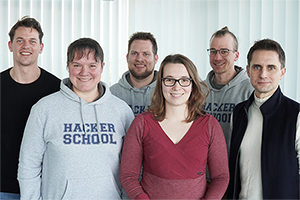 Das Projektteam: Tobias Moritz, Dr. Julia Freudenberg, Matthias Feldmann, Vivian Kretzschmar, Jens Becker und Prof. Dr. Jürgen Seitz (von links, Foto: Sarah-Michelle Masepohl)  - Zur Detailansicht