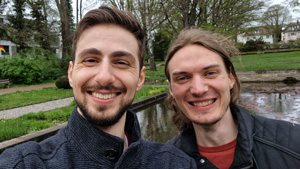 Evgin Talyatov Hyusmenov (links) und Jonas Seidl gehören zu den vier Gewinner-Teams beim Developer Boost 2024