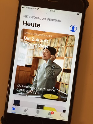 Ein Treppenwitz der Mediengeschichte: Apps, die verkünden, dass die Zukunft dem Vinyl gehört. So hip! (Foto: Oliver Zöllner) Ein Treppenwitz der Mediengeschichte: Apps, die verkünden, dass die Zukunft dem Vinyl gehört. So hip! (Foto: Oliver Zöllner)