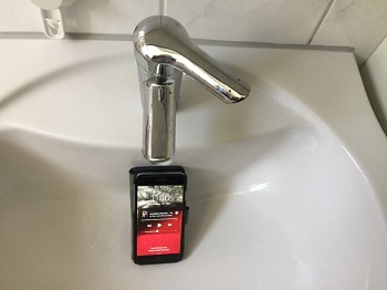 Für viele Menschen ist das Leben mit digitalen Anwendungen längst so normal wie fließendes Wasser (Foto: Oliver Zöllner). Für viele Menschen ist das Leben mit digitalen Anwendungen längst so normal wie fließendes Wasser (Foto: Oliver Zöllner).