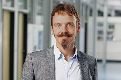 Prof. Dr. Josef Mair
